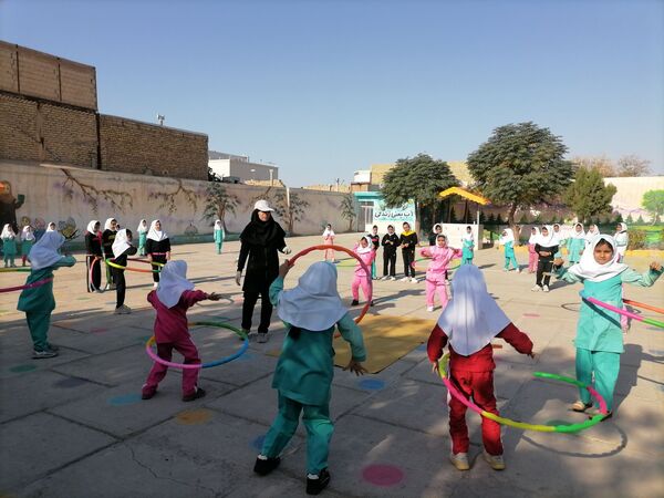 المپیاد ورزشی در مدرسه شهید نجفیان خلیل آباد 
