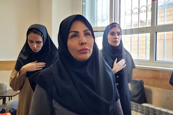 جلسه شورای معلمان دبیرستان نمونه دولتی ولایت