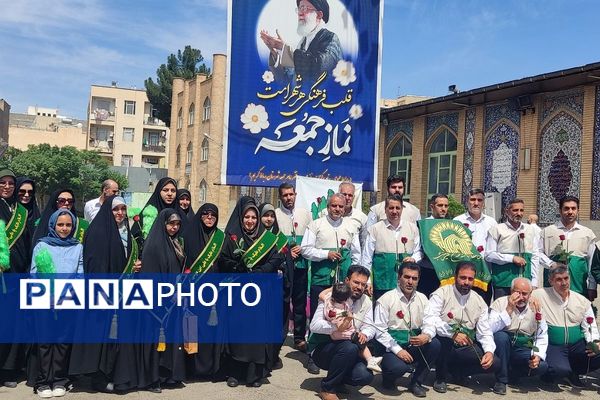 عطر رضوی در رباط کریم؛ نماز جمعه میزبان جشن میلاد امام رضا (ع)