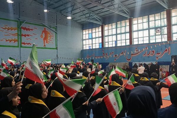 یاوران انقلاب؛روشنای مسیر نوجوانان امروز