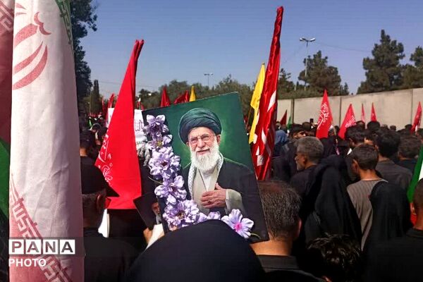 مراسم وداع و بدرقه آقای شهید ایران در مصلی امام خمینی (ره)