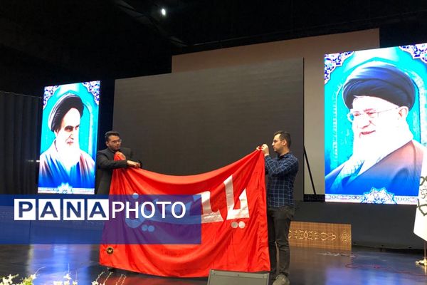 کارگاه آموزشی پیشگیری از آسیب‌های فضای مجازی در ایوان ری شهرری