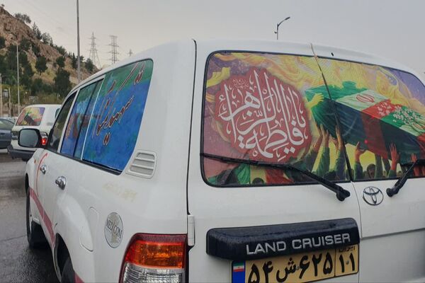تشییع پیکر پاک و مطهر شهدای گمنام در شیراز 