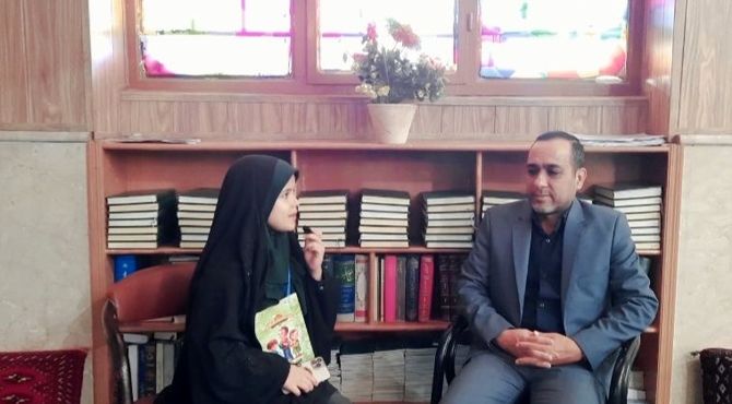 وقتی قلم معلم بانورِ قرآن می نویسد