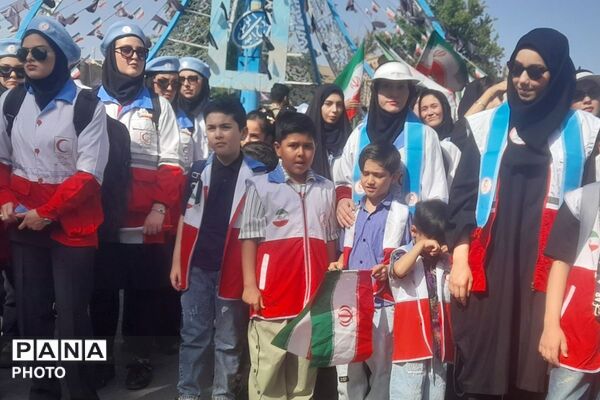 نقش افرینی دختران جان فدا دیار ۱۵ خرداد 