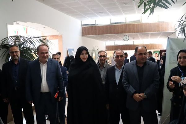 آیین تجلیل از برگزیدگان استانی جشنواره جابربن‌حیان و اصلاح روش‌های آموزش و تحول در محیط یادگیری در البرز