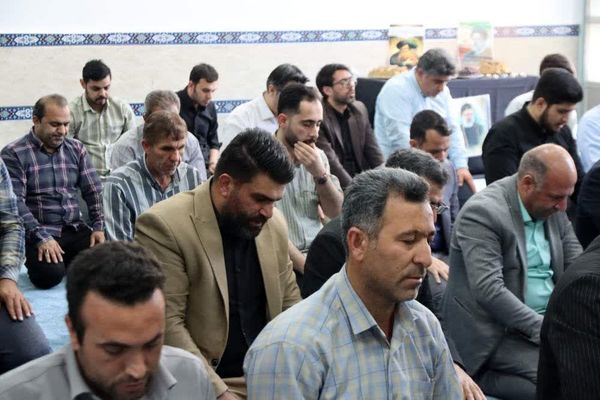 مراسم یادبود شهید جمهور آیت الله سید ابراهیم رئیسی در آموزش و پرورش شهرستان اسلامشهر