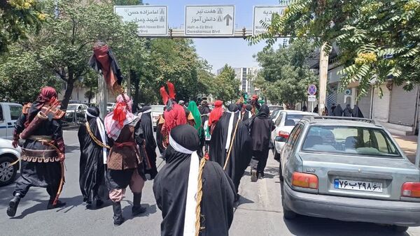 برگزاری تجمع یوم العباس در امامزاده حسن کرج