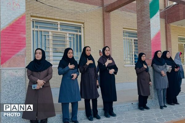 لبخند درخشان دانش‌آموزان با طرح وارنیش فلوراید تراپی