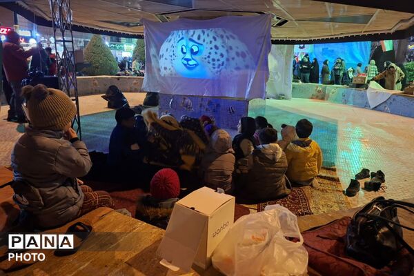 مراسم چهلمین روز شهادت دانش آموزان مدرسه شجره طیبه میناب در پردیس