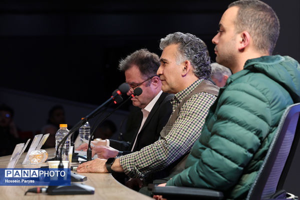 نشست نقد و بررسی فیلم «غبار میمون» در چهل و چهارمین جشنواره ملی فیلم فجر