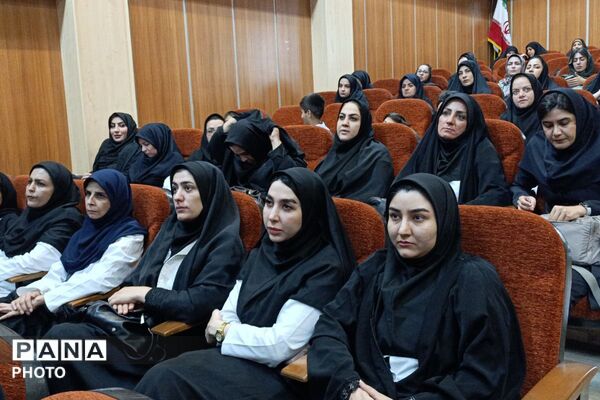 آیین گرامی‌داشت «سلامت و امنیت با سفیران سلامت» در ورامین