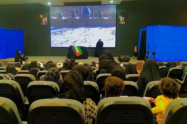 گرامیداشت ایام فاطمیه با اجرای نمایش آفلین در اداره آموزش و پرورش اسلامشهر