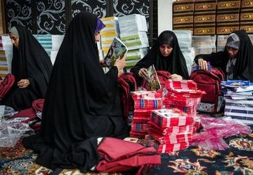 توزیع ۲۵۰ هزار بسته نوشت‌افزار و ۱۰ هزار بسته معلمانه در مناطق محروم کشور