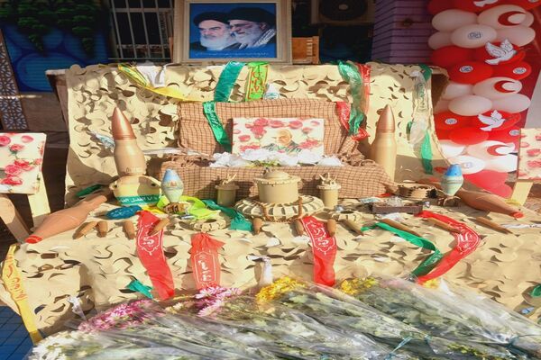 زنگ صلح  و دوستی در دومین روز از سال تحصیلی در مدرسه شاهد ائمه اطهار پاکدشت نواخته شد 