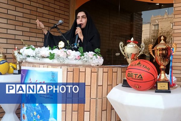 افتتاحیه جشنواره‌ی بازی‌های مهارتی-ورزشی در مدرسه زهره‌وند قرچک