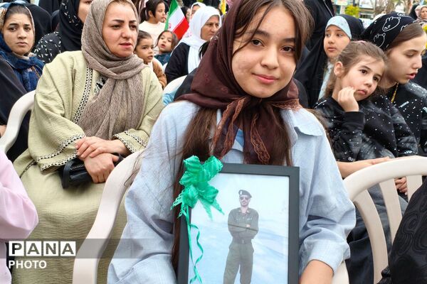 همایش مادر و دختری جان فدا در بهارستان دو