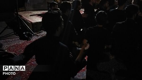 مراسم شب دوم محرم ۱۴۰۵ در هیئت منتظران ظهور 