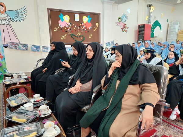 مراسم افتتاحیه سفیران سلامت در دبستان بهار دانش مشهد
