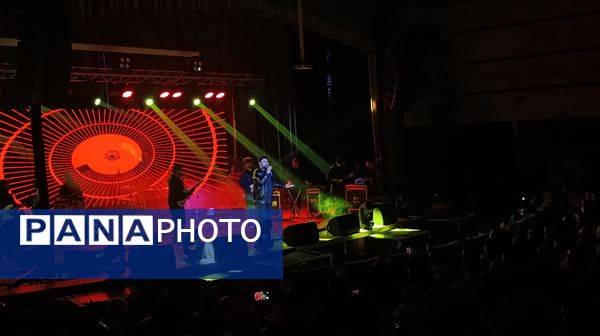 کنسرت محمد علیزاده در جشنواره موسیقی فجر خراسان رضوی 