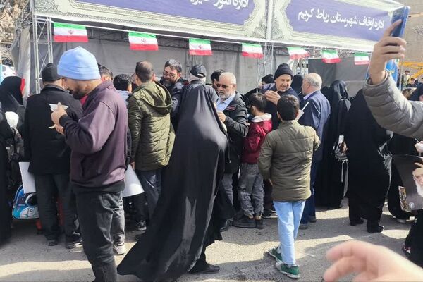 بازدید امام جمعه شهرستان رباط‌کریم و رئیس‌اداره‌ امورخیریه از موکب رباط کریم