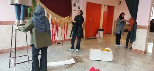 تعهد و تلاش دانش‌آموزان مدرسه انقلاب کوهدشت در فعالیت‌های مدرسه