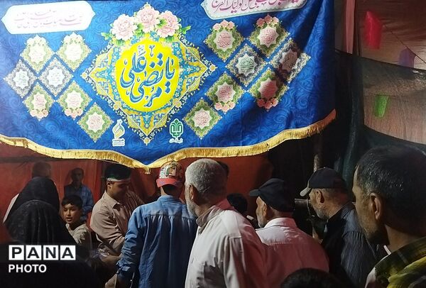 چایخانه بلوار جمهوری در نود و پنجمین شب از اجتماعات 