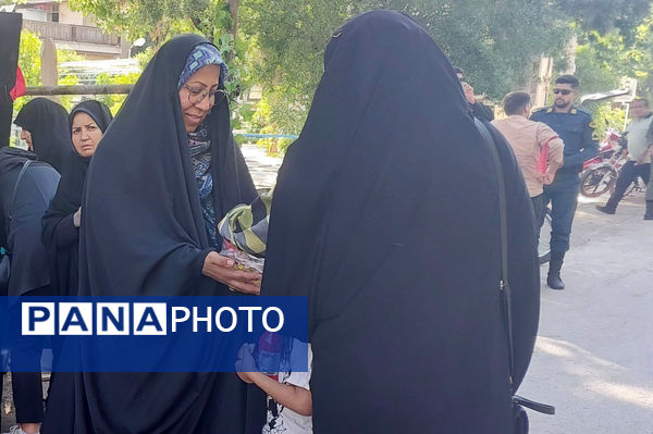 برگزاری یادواره شهدای گمنام در دارالرحمه شیراز