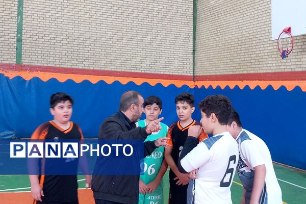 مسابقات والیبال دانش‌آموزان پسر ابتدایی در بهارستان‌ 2