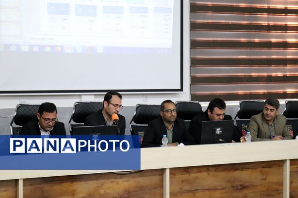 گردهمایی تخصصی مدیران مدارس ابتدایی شهرستان راز و جرگلان با معاون آموزش ابتدایی اداره‌کل استان و روسای ادارات