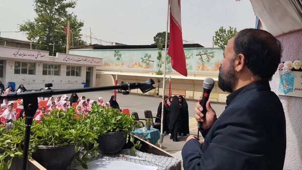 گرامیداشت روز معلم در مدرسه شاهد شهید سلطانی ناحیه ۱کرج 