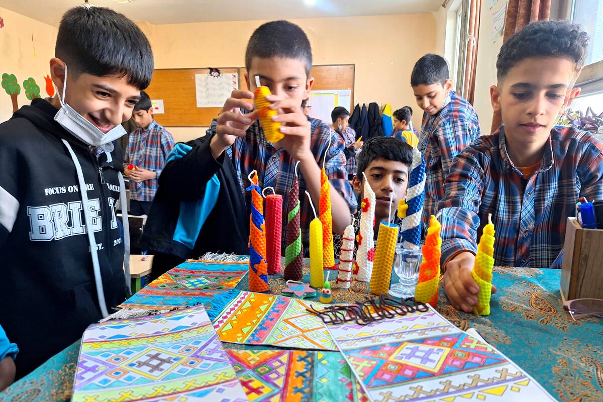 ایجاد انگیزه و خلاقیت در دانش‌آموزان با آموزش هنرهای تجسمی 