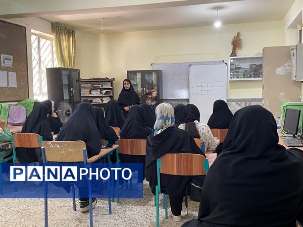 آموزش عکاسی فصل رویش انجمن اسلامی