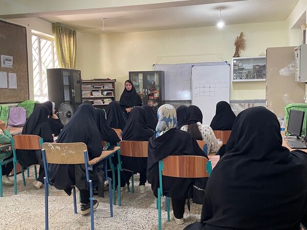 آموزش عکاسی فصل رویش انجمن اسلامی