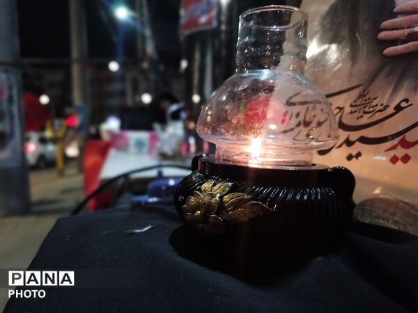 چایخانه و موکب مردمی  شهید سبحانی فر در  میدان آزادی شهرستان نیشابور 