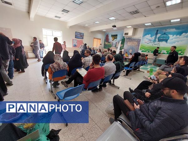 بازدید مدیرکل آموزش‌و‌پرورش خراسان رضوی از ستاد اسکان فرهنگیان ثامن ۲