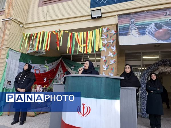 زنگ مهر در دبیرستان شاهد تقوا پیشگان ناحیه ۴ مشهد نواخته شد