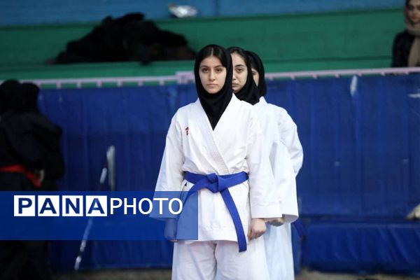 سالن شهید رجایی ورامین میزبان همایش یاوران انقلاب