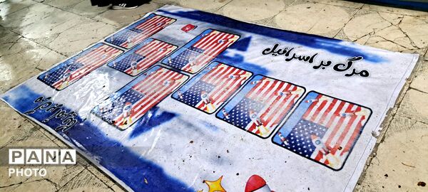 برپایی موکب فرهنگیان استان البرز در راهپیمایی هرشب امام زاده حسن کرج 