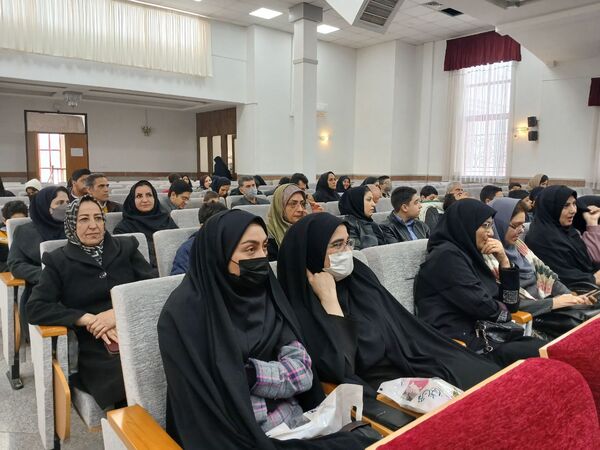 آیین تکریم و تجلیل از پژوهشگران برتر ناحیه۶