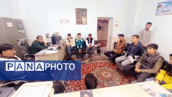 برگزاری جلسه فرمانده واحد‌های بسیج دانش‌آموزی در شهرستان خلیل‌آباد 