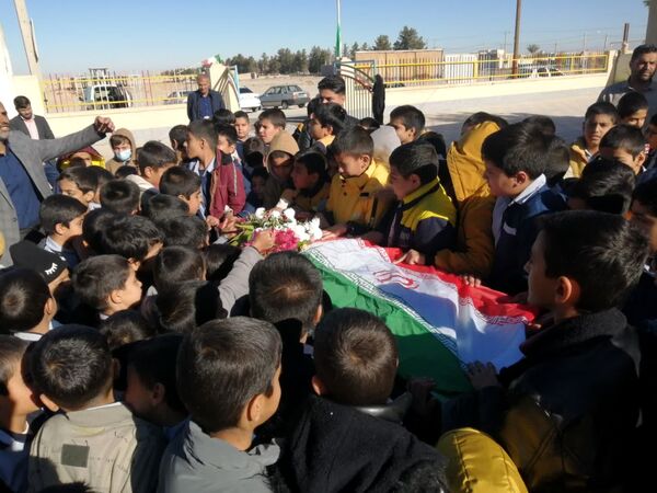 شهید گمنام، میهمان ویژه مدارس شهرستان خاتم شد