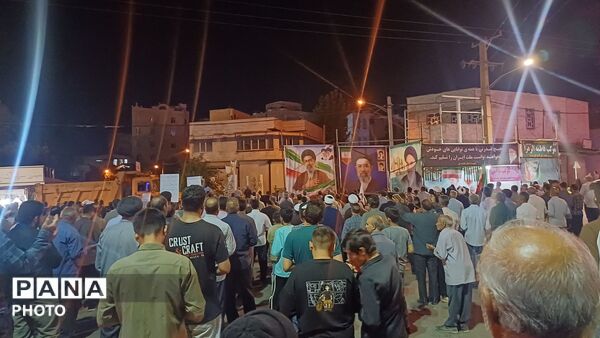 اجتماع بزرگ مردم شهرستان کوهدشت در صدمین شب