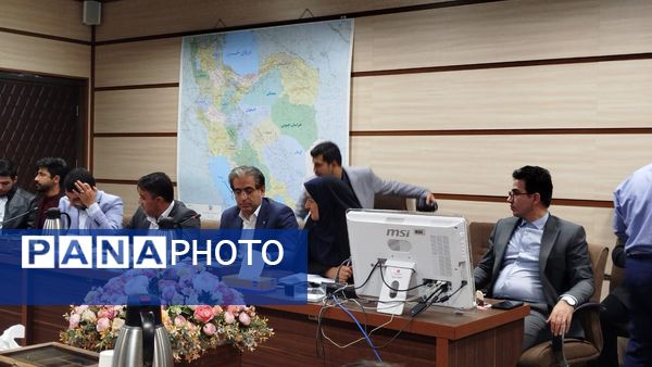 نشست مشورتی و گفت‌و‌گوی بین نسلی معاون سیاسی و اجتماعی استاندار آذربایجان شرقی