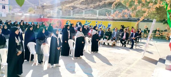 آیین نکوداشت و نواختن زنگ‌ پدافند غیرعامل در شهرستان کلات
