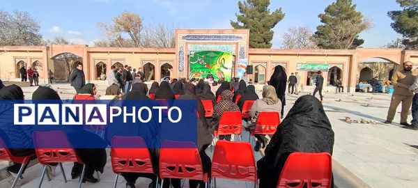 جشن پدران آسمانی در گلزار شهدای شهر زیارت