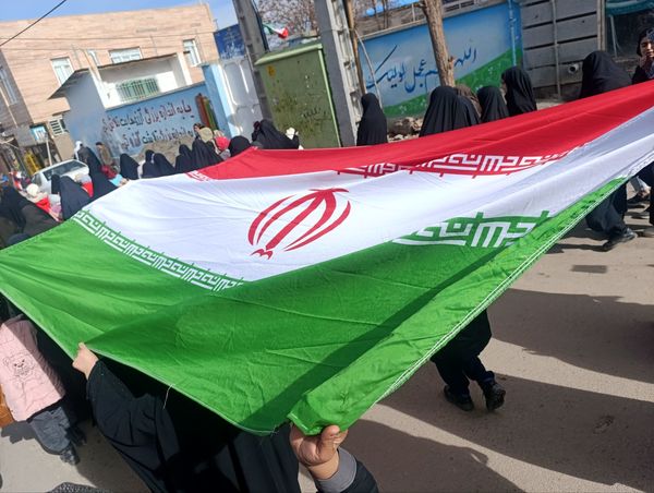 خروش پرشکوه مردم نسر در دفاع از آرمان‌های انقلاب اسلامی در راهپیمایی ۲۲ بهمن