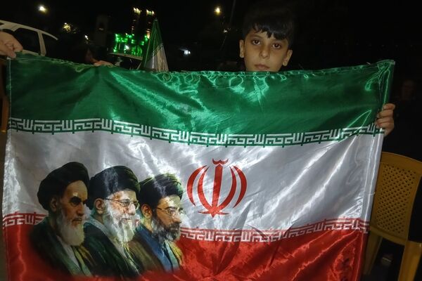 حضور مسئولان شهرستان در شب‌های تجمع؛ همدلی و همراهی در کنار مردم تویسرکان