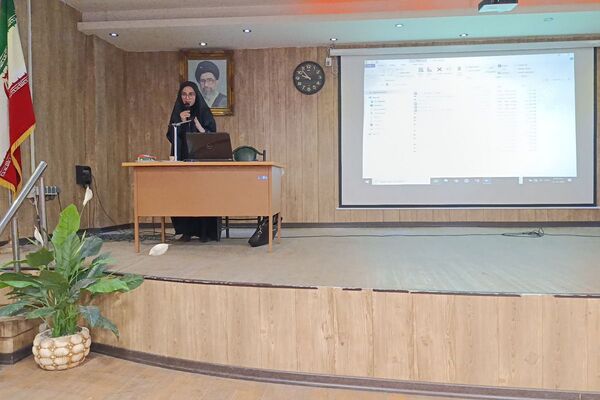 سمینار آموزشی «نماد و مدیریت فوریت‌های روانی ـ اجتماعی» ویژه مدیران و مشاوران مدارس
