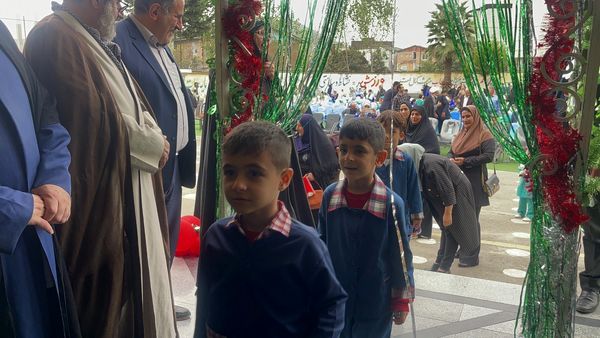 برگزاری جشن غنچه‌ها در آمل 